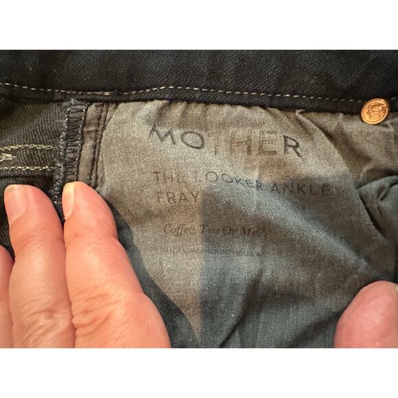 Mother Jeans The Looker Ankle Fray Dark Wash Size 25 Lux Comfortable Jeans - Picture 9 of 12